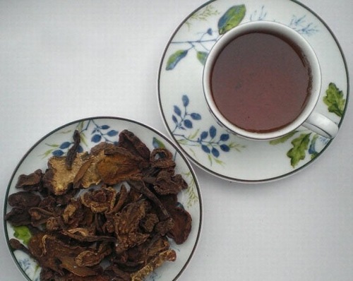 Nấm ngọc cẩu khô có thể sắc nước uống, pha trà, ngâm rượu...